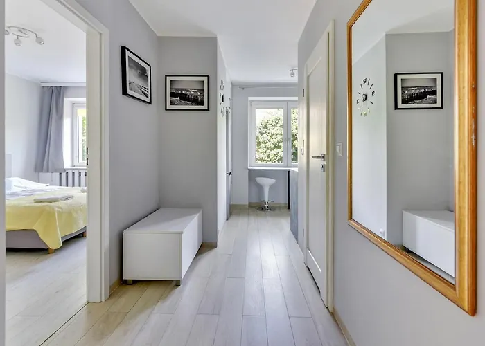 Golden Sands By Grand Apartment *