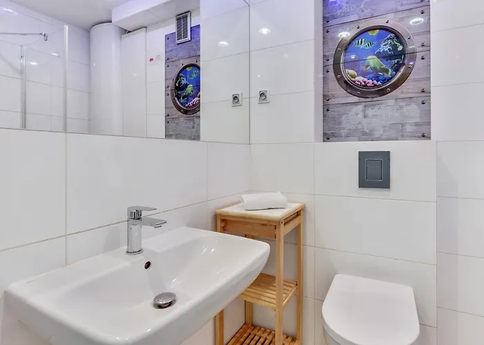 Golden Sands By Grand Apartment *